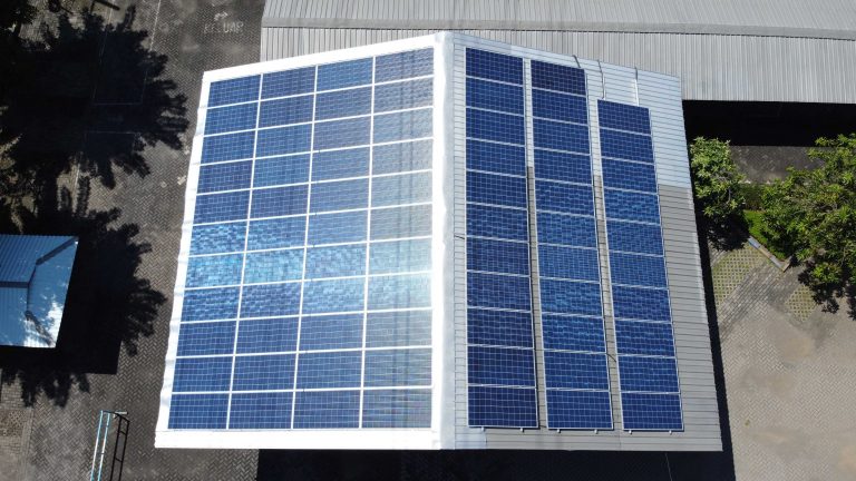 Solar panel stikom surabaya