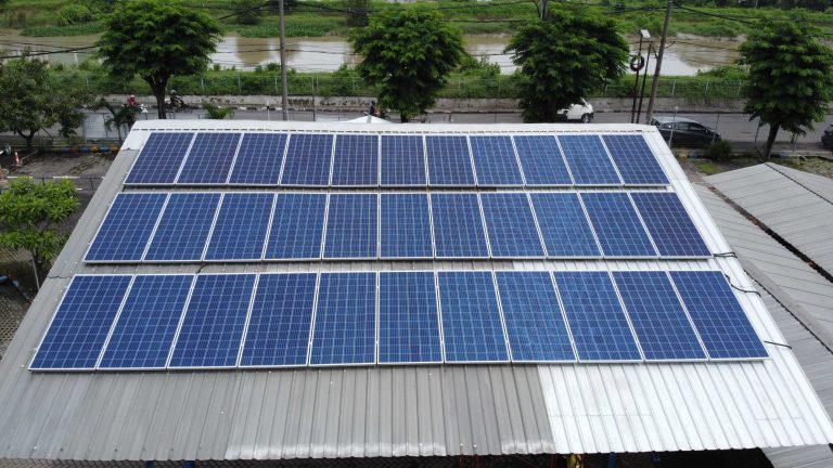 Pemasang solar panel car port surabaya