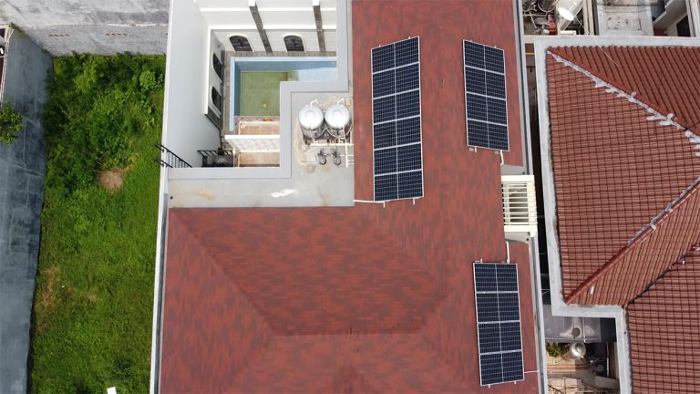 Pemasang solar panel di residential surabaya